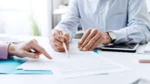Ta hjälp av oss med affärsutvecklingen. Våra experter bistår er med att identifiera de utvecklingsmöjligheter som ger störst resultat för era affärer.